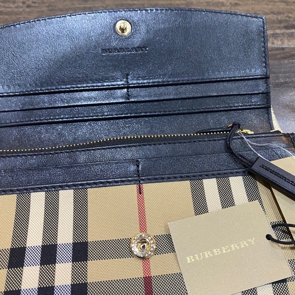Burberry Vintage Check Continental Wallet - Picture 3 of 5